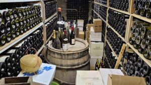 Hầm tích trữ của tên trộm rượu vang