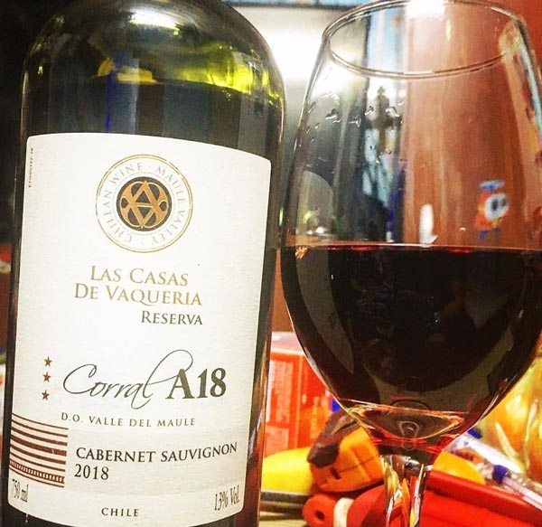 Một chai vang Reserva của Chile
