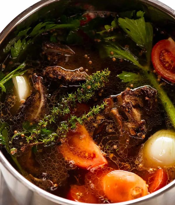Nồi nước dùng thịt bò kiểu Pháp