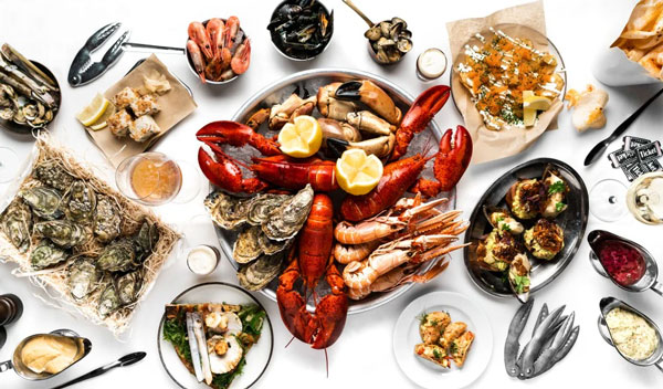 Mỗi món ăn hải sản phù hợp với các loại rượu vang khác nhau